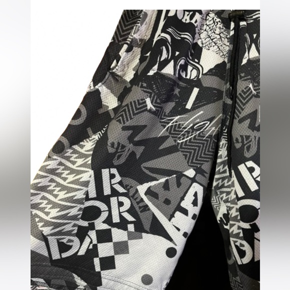 Air Jordan Size S All-Over Jumpman Flight Streetwear Dri-Fit Shorts Activewear - Picture 4 of 5